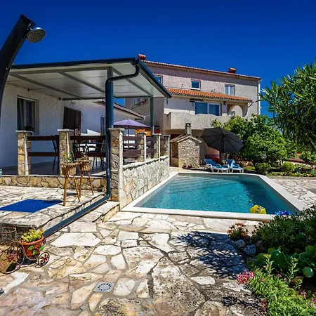Apartman Pool Franko - Shared Pool *