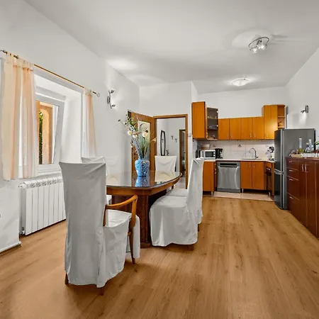 Pool Franko - Shared Pool Apartamento *