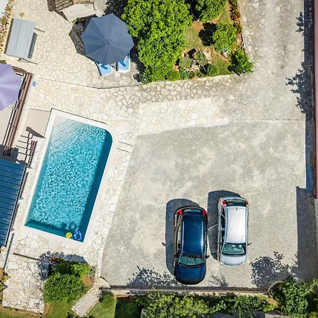 Apartamento Pool Franko - Shared Pool Ližnjan